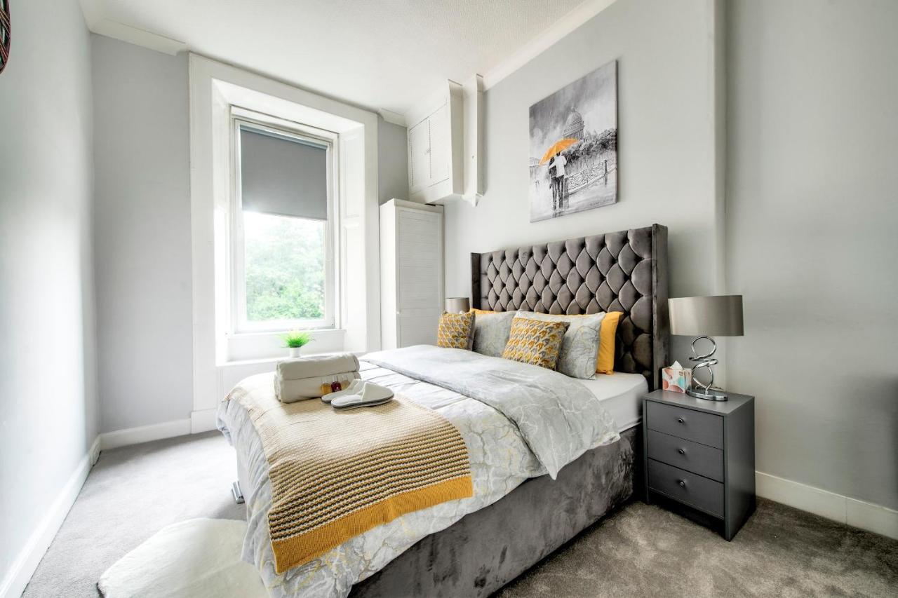 Ferienwohnung Pass The Keys Stylish 2 Bed In Heart Of West End Glasgow Exterior foto