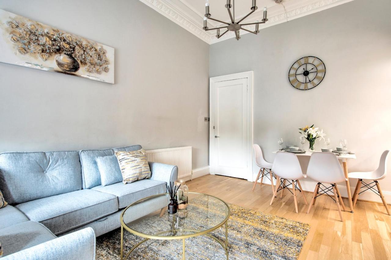 Ferienwohnung Pass The Keys Stylish 2 Bed In Heart Of West End Glasgow Exterior foto