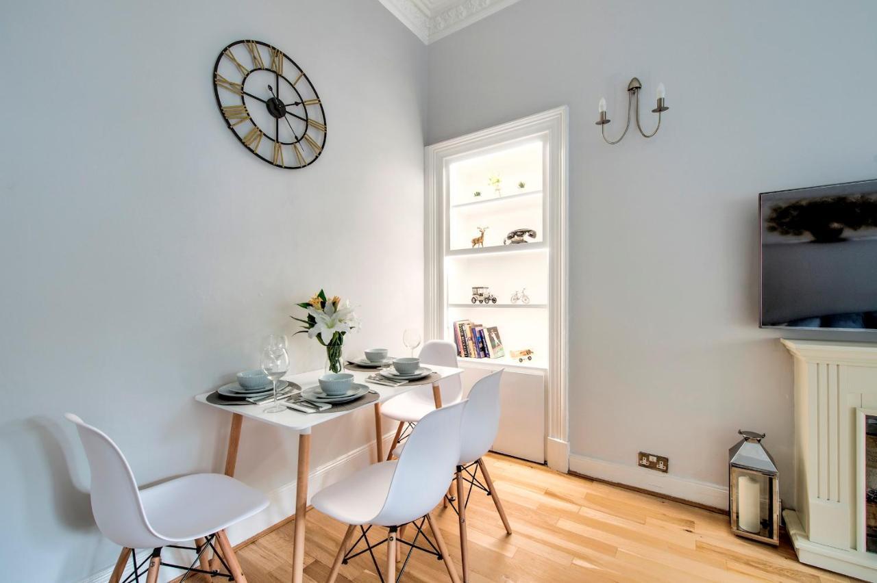 Ferienwohnung Pass The Keys Stylish 2 Bed In Heart Of West End Glasgow Exterior foto